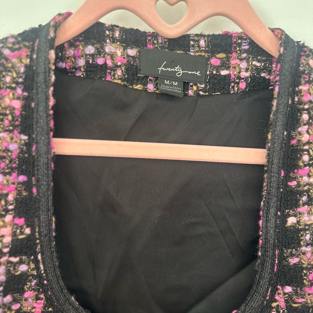 Forever 21 Black and Pink Tweed Open-Front Blazer - Picture 2 of 7